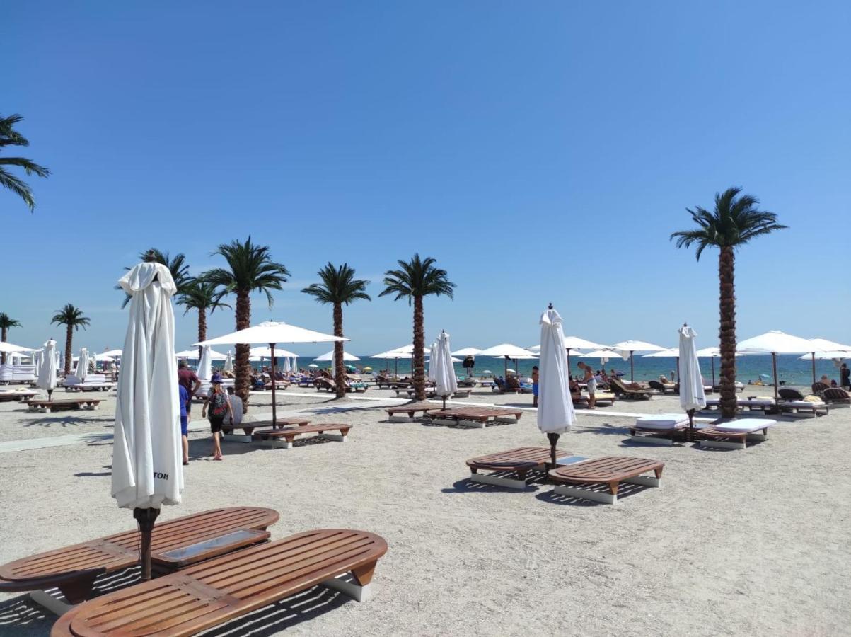 Lotus 7 Silver Mamaia Dış mekan fotoğraf