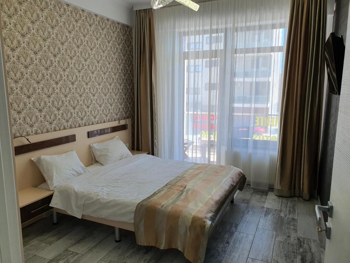 Lotus 7 Silver Mamaia Dış mekan fotoğraf