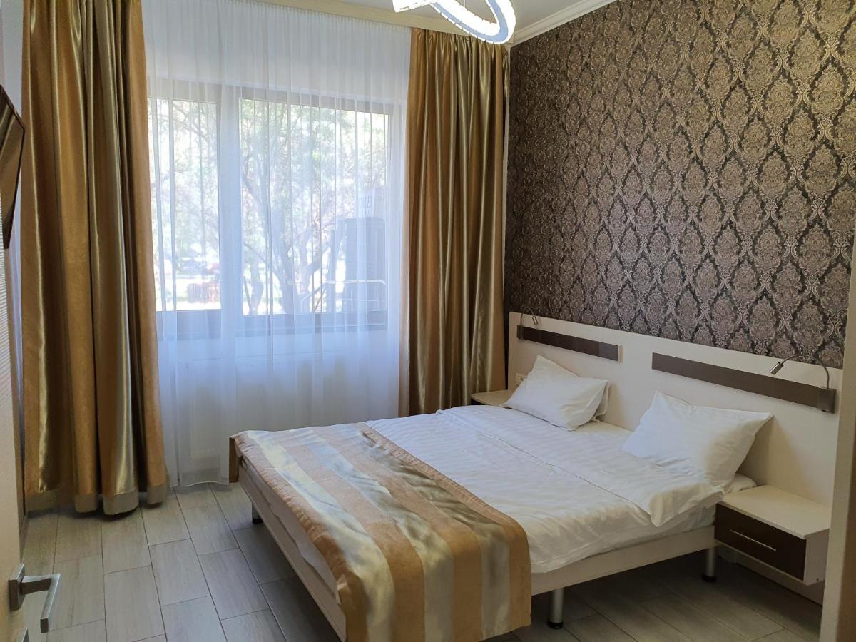 Lotus 7 Silver Mamaia Dış mekan fotoğraf