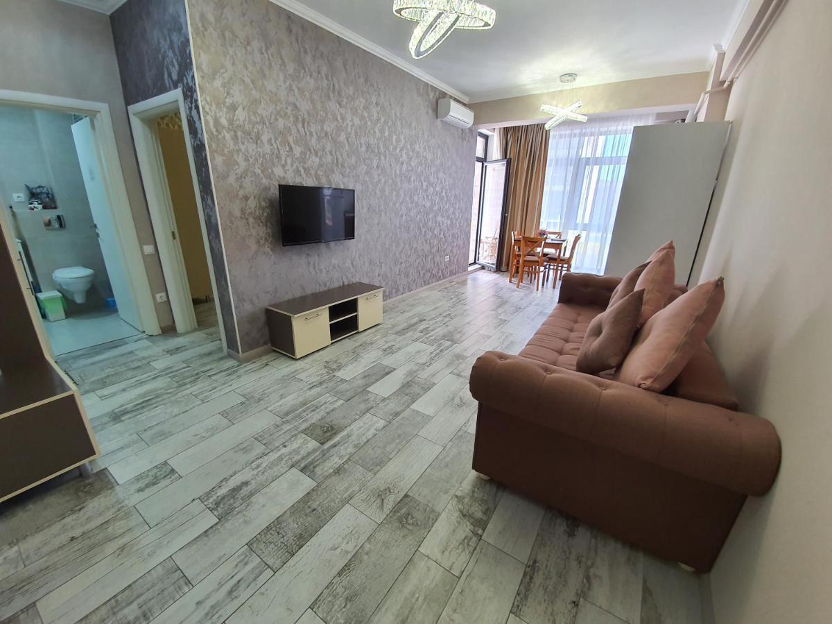 Lotus 7 Silver Mamaia Dış mekan fotoğraf