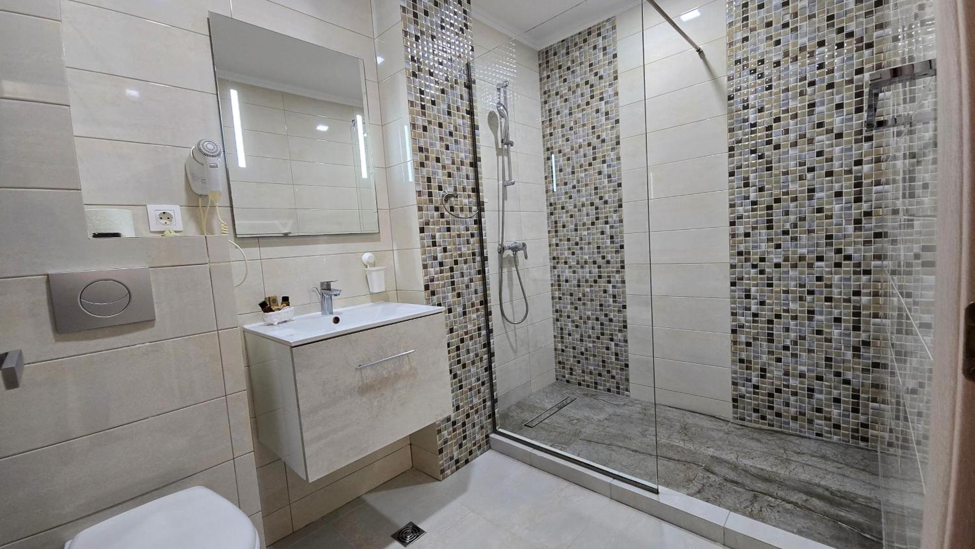 Lotus 7 Silver Mamaia Dış mekan fotoğraf