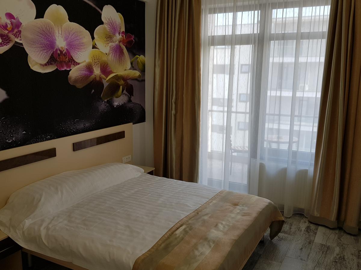 Lotus 7 Silver Mamaia Dış mekan fotoğraf