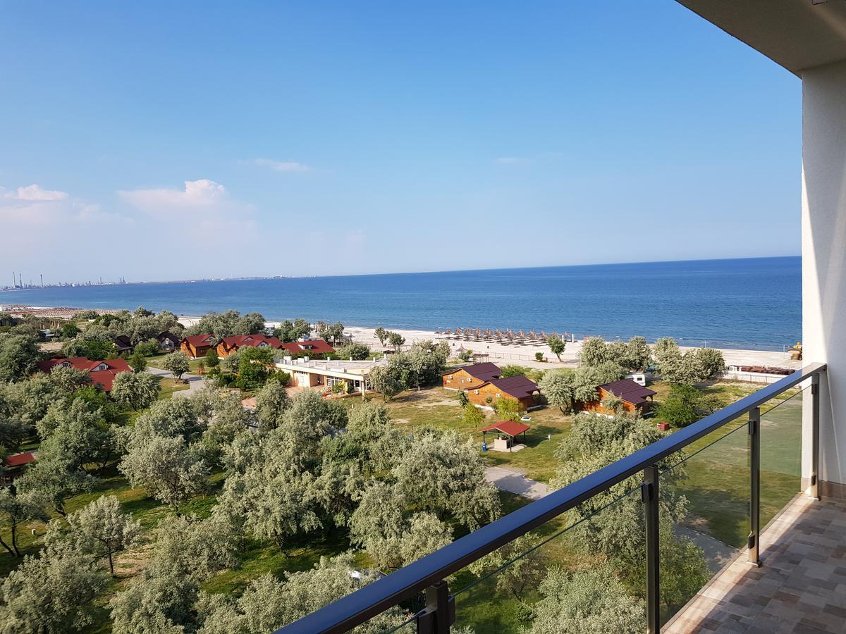 Lotus 7 Silver Mamaia Dış mekan fotoğraf